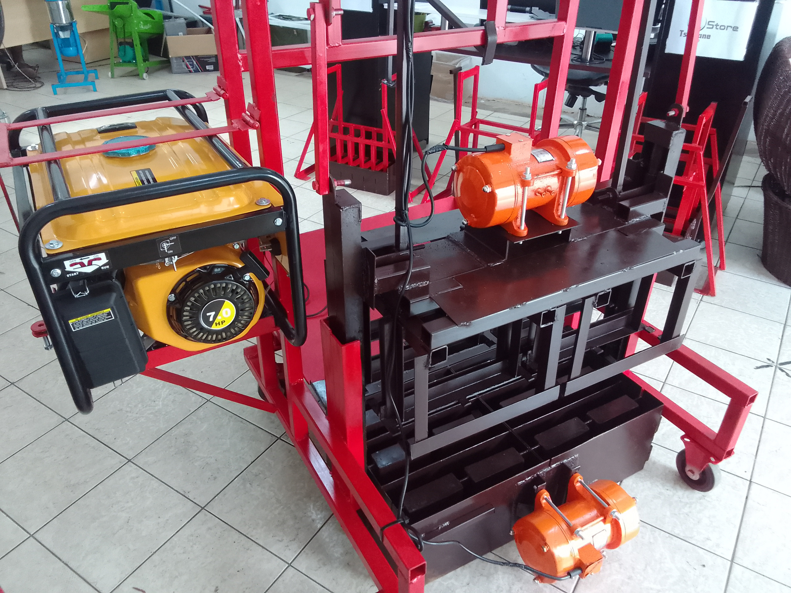 Dual Power Rib Block Egg-Layer Machine