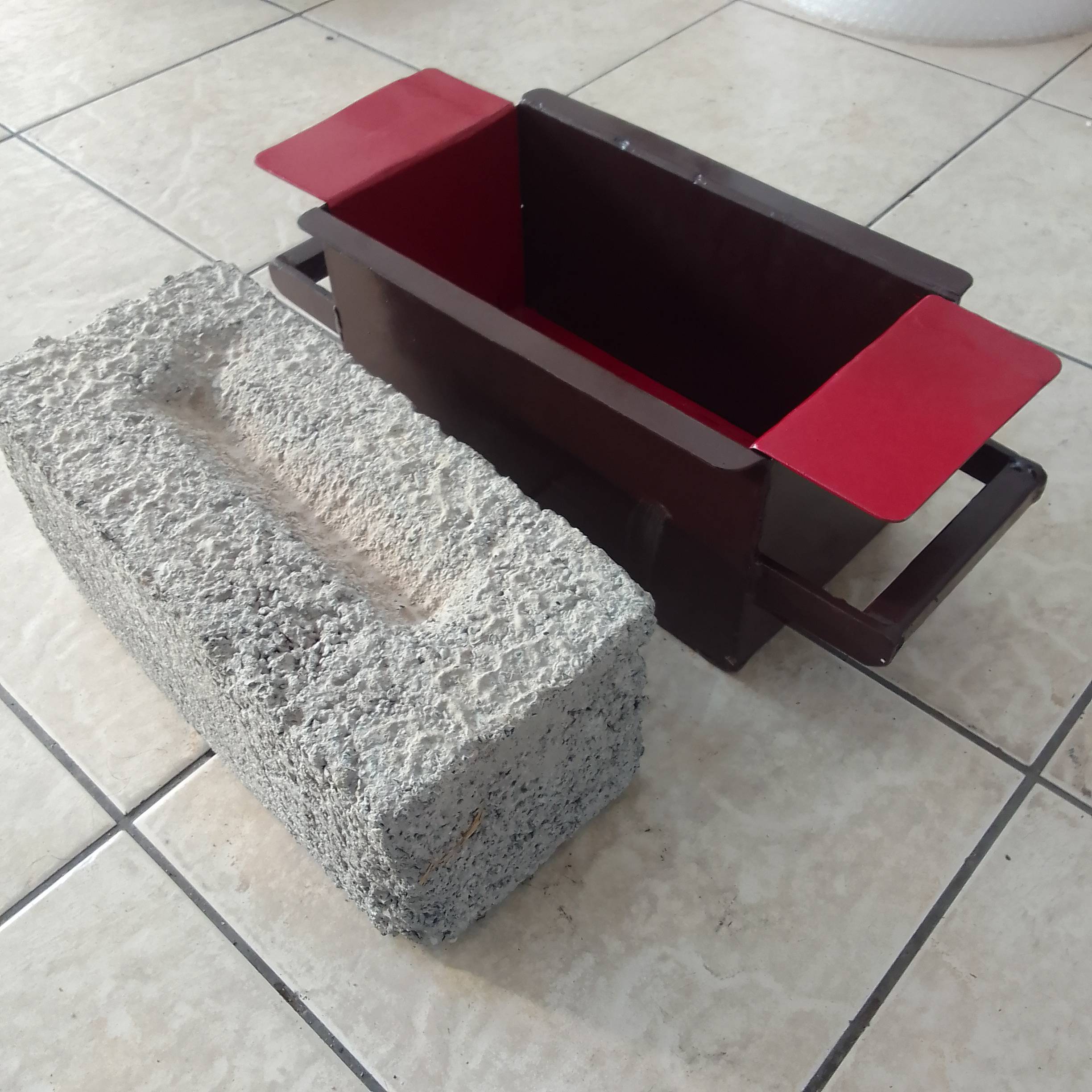Hand-Pressed V Block Mould